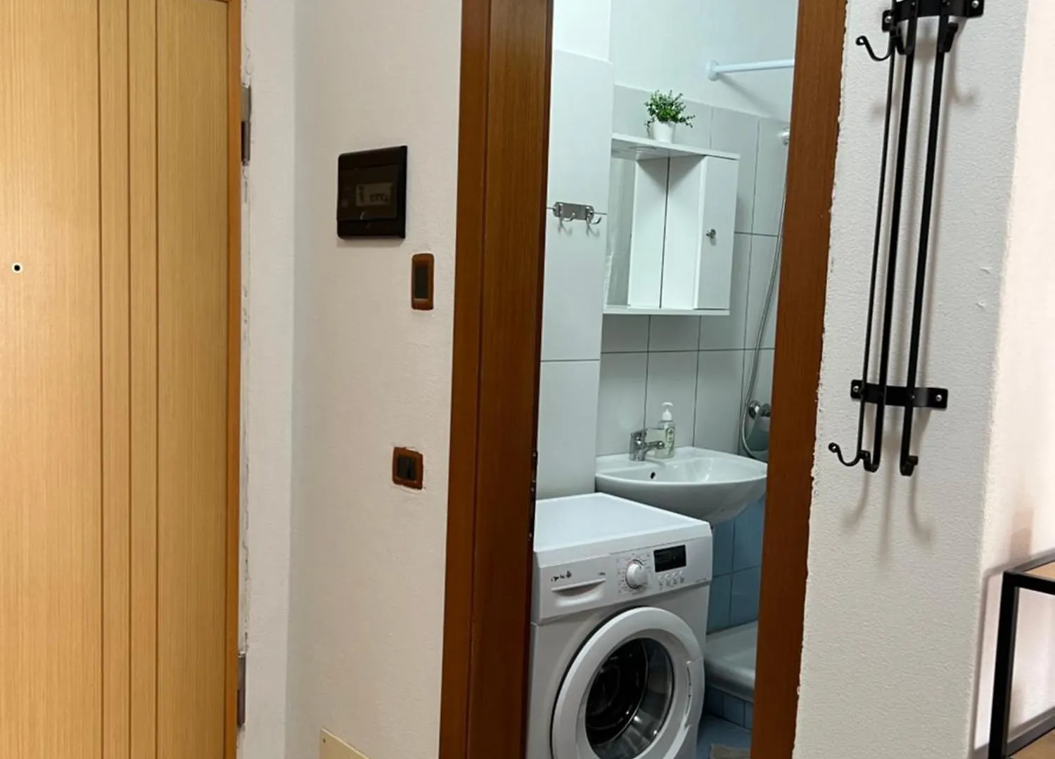 Mila Apartment Durres 0*,